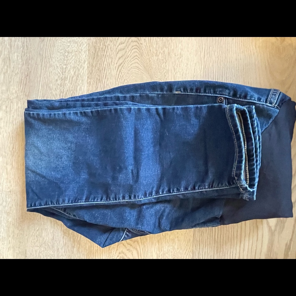 Size 18 NWOT maternity jeans